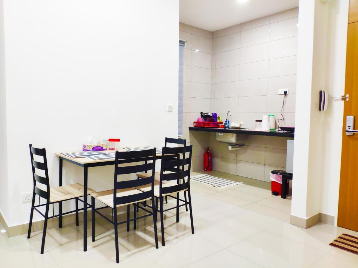 Netflix# Conezion Ioi Resort City By Salaam Suites Putrajaya Exteriör bild