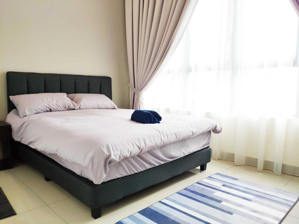 Netflix# Conezion Ioi Resort City By Salaam Suites Putrajaya Exteriör bild