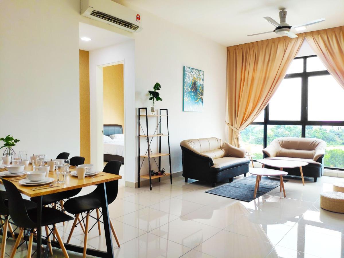 Netflix# Conezion Ioi Resort City By Salaam Suites Putrajaya Exteriör bild