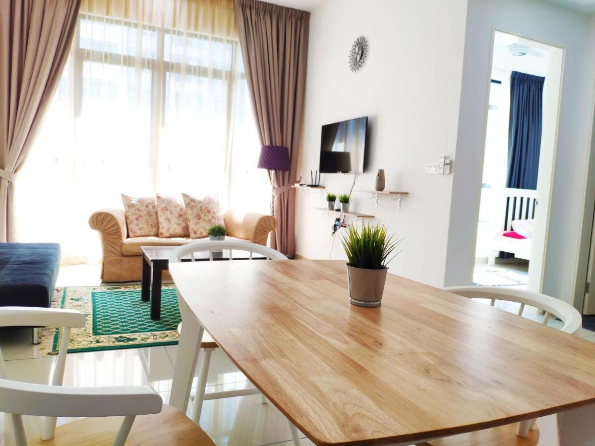 Netflix# Conezion Ioi Resort City By Salaam Suites Putrajaya Exteriör bild
