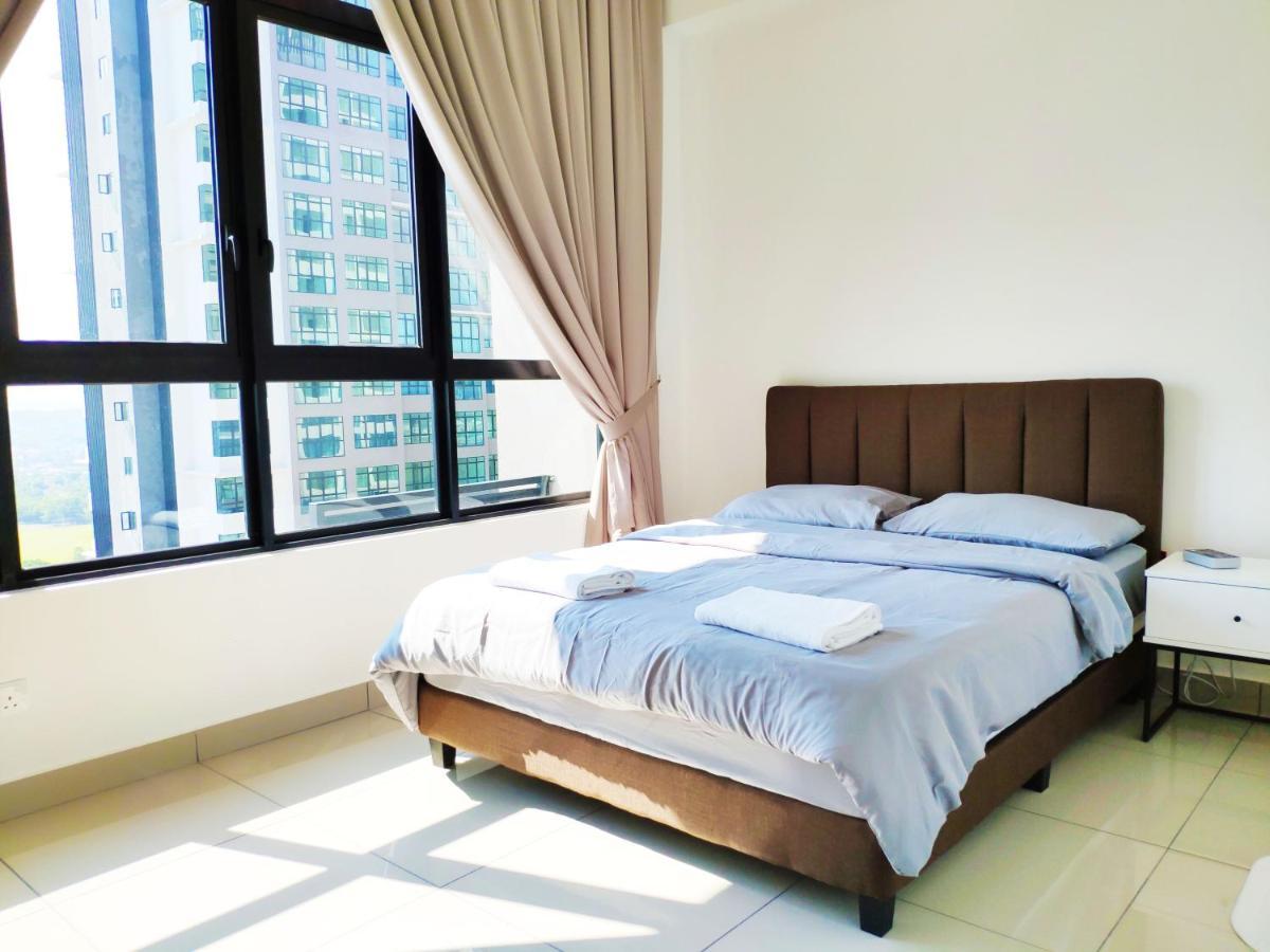 Netflix# Conezion Ioi Resort City By Salaam Suites Putrajaya Exteriör bild