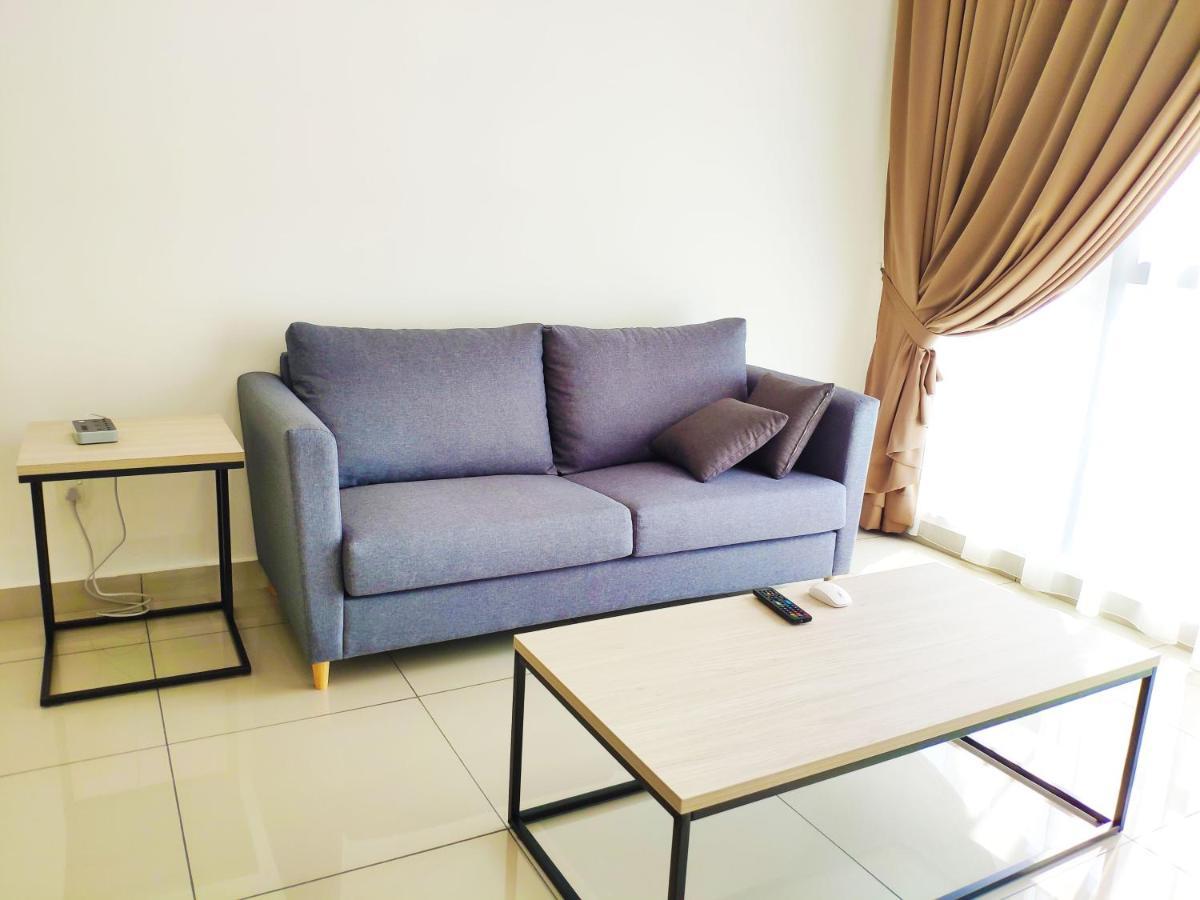 Netflix# Conezion Ioi Resort City By Salaam Suites Putrajaya Exteriör bild