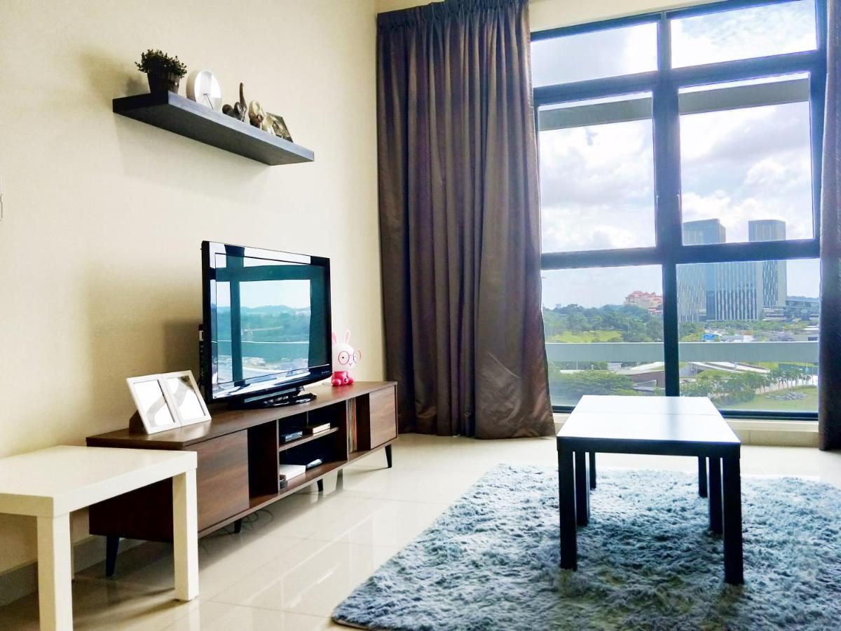 Netflix# Conezion Ioi Resort City By Salaam Suites Putrajaya Exteriör bild